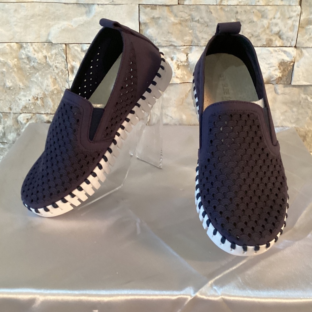 Ilse Jacobsen Tulip Little Girls Slip-On Sneakers (New)